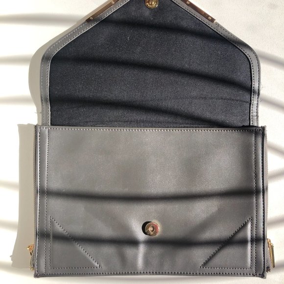 BCBGeneration Envelope clutch - Picture 4 of 5